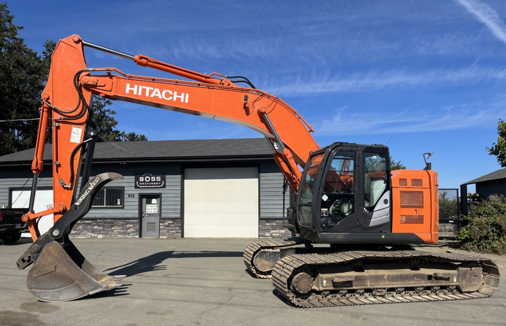 2015 HITACHI ZX245-5 - Boss Machinery Ltd.